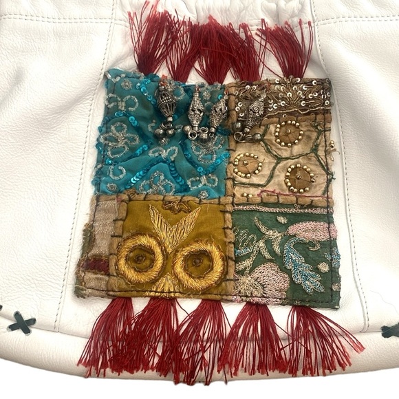 Ditmo White Leather Embroidered Tassel Fringe Shoulder Bag - Picture 5 of 15